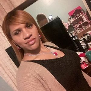 Meet your Posher, Paredes